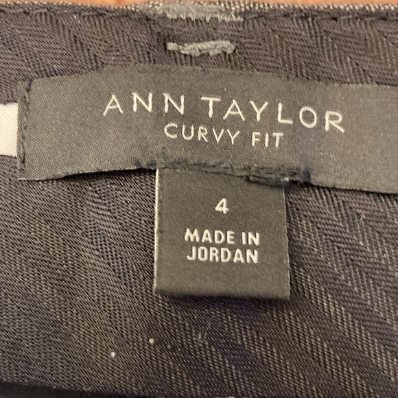 Ann Taylor trousers, curvy fit, size 4 - Picture 4 of 6